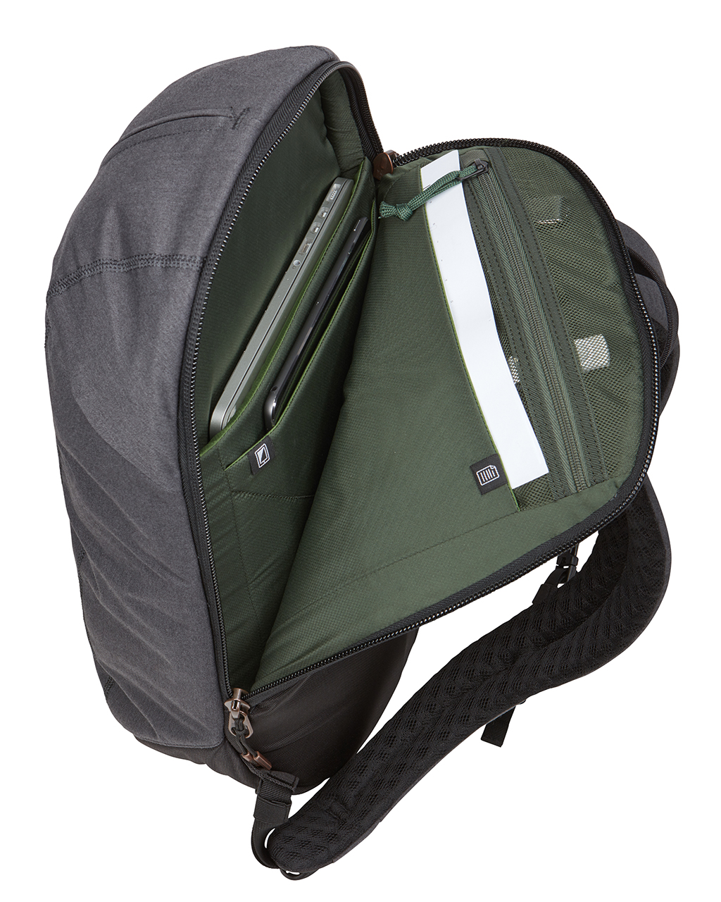 Thule vea outlet 17l